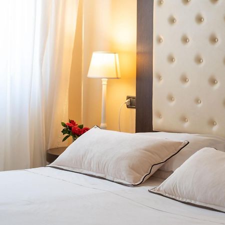 Hotel Manzoni Wellness&Spa Монтекатини-Терме Экстерьер фото