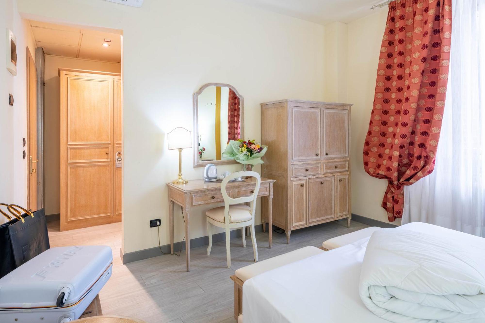 Hotel Manzoni Wellness&Spa Монтекатини-Терме Экстерьер фото